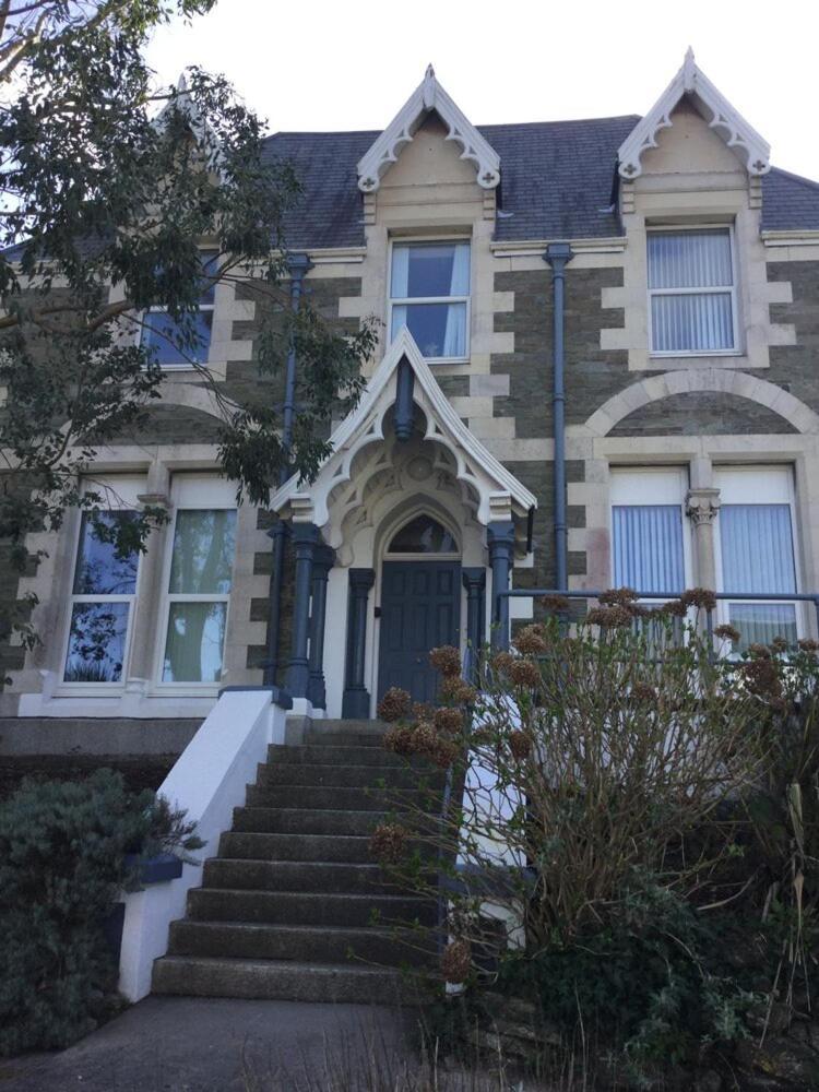 Armyn House Apartments, Your Coastal Escape In Falmouth Exterior photo