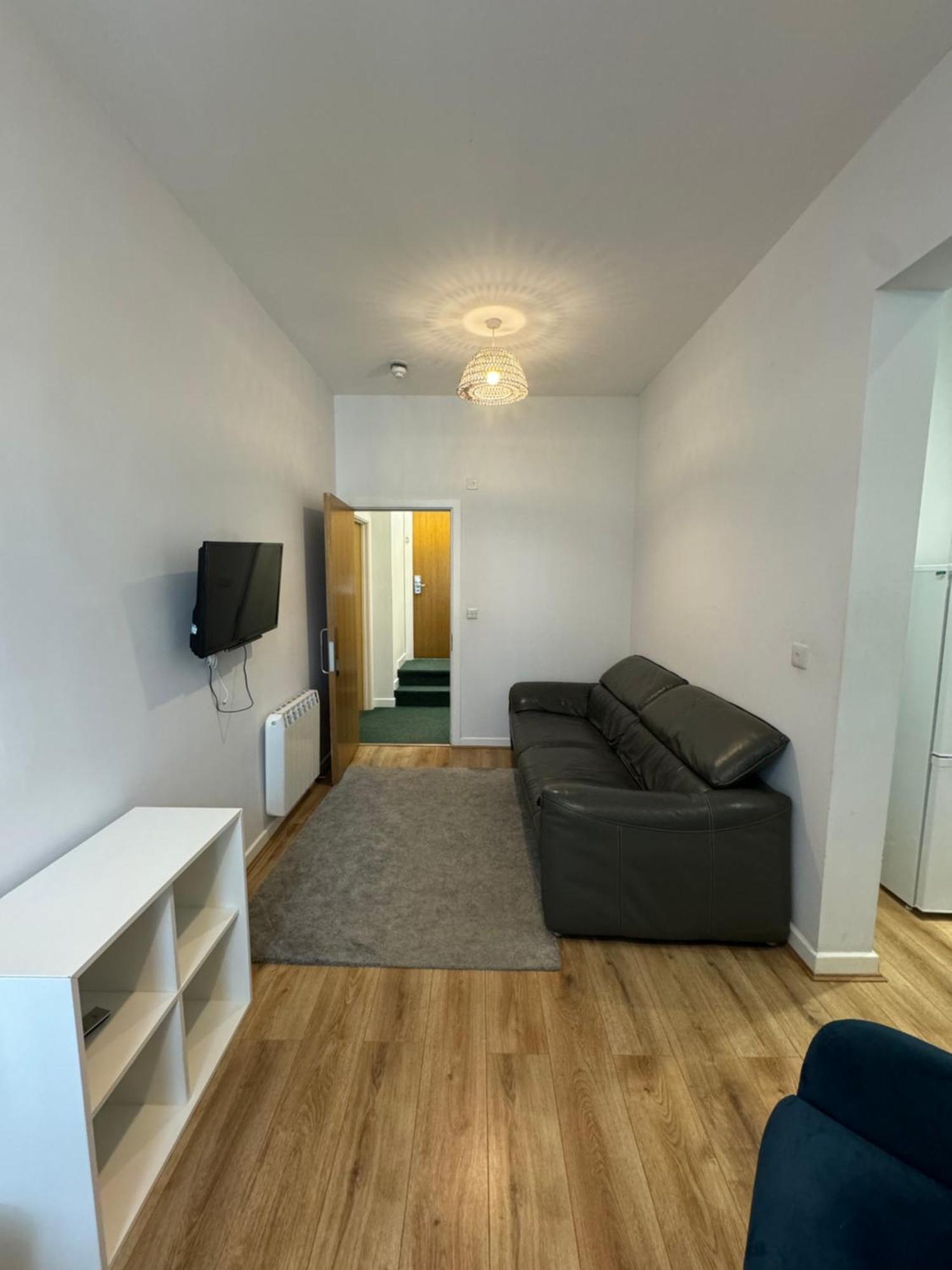 Armyn House Apartments, Your Coastal Escape In Falmouth Exterior photo