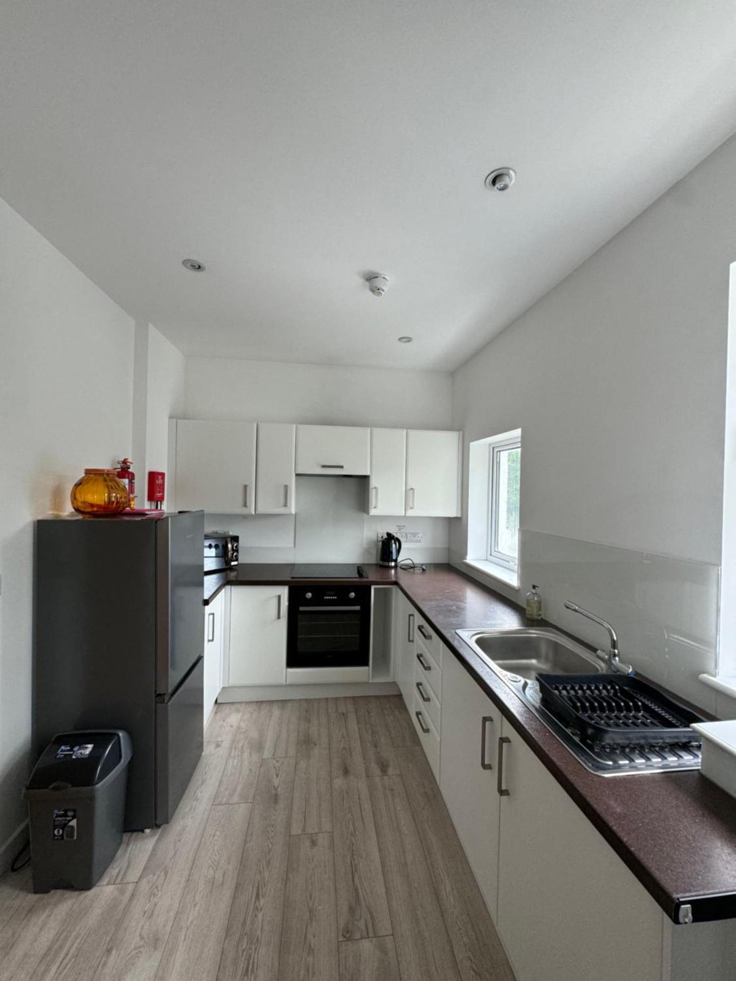 Armyn House Apartments, Your Coastal Escape In Falmouth Exterior photo